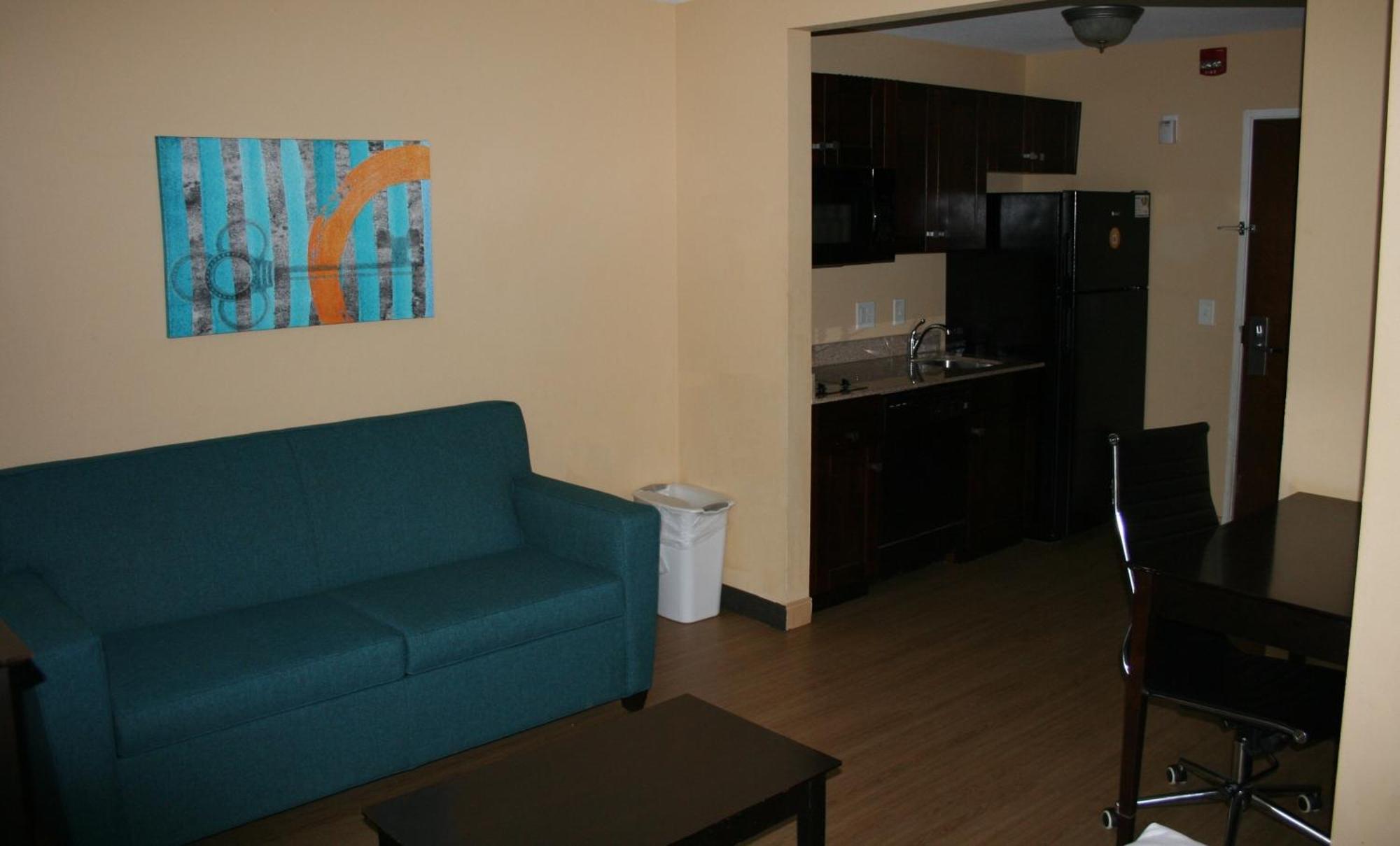 Mainstay Near Camp Lejeune 3*