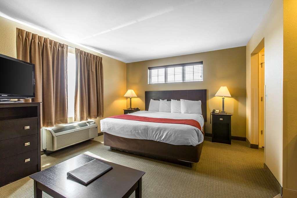Mainstay Near Camp Lejeune Hotel 3*